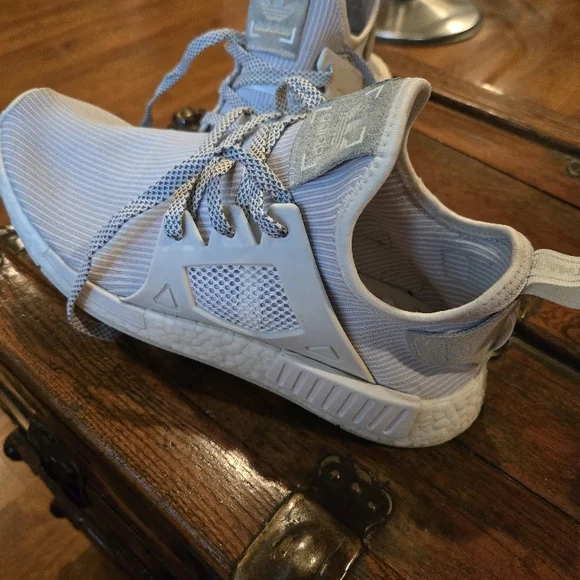 Adidas Light BLUE/ WHITE Sneakers - Picture 2 of 7